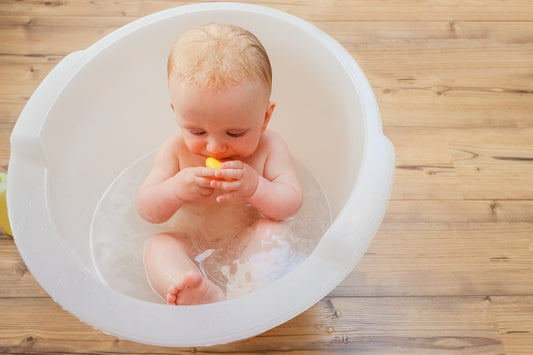 Est-ce qu’un transat de bain est utile pour un bébé ? Guide complet, sécurité